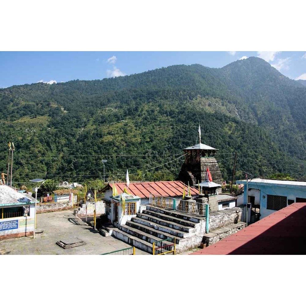 Makkumath-A-Winter-Seat-of-Tungnath (1)
